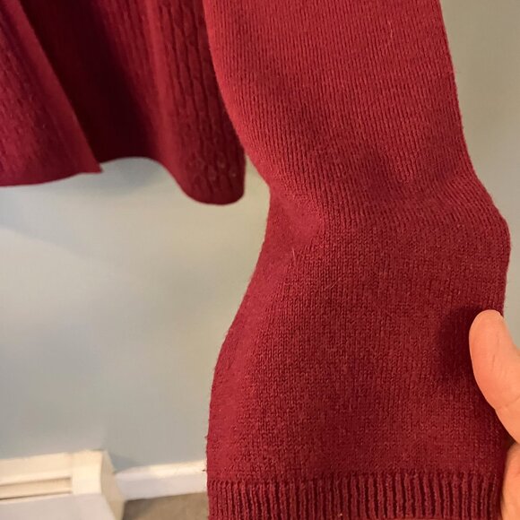 Sag Harbor Women's NWOT Burgundy Mock Layer Sweater Medium - Picture 4 of 7